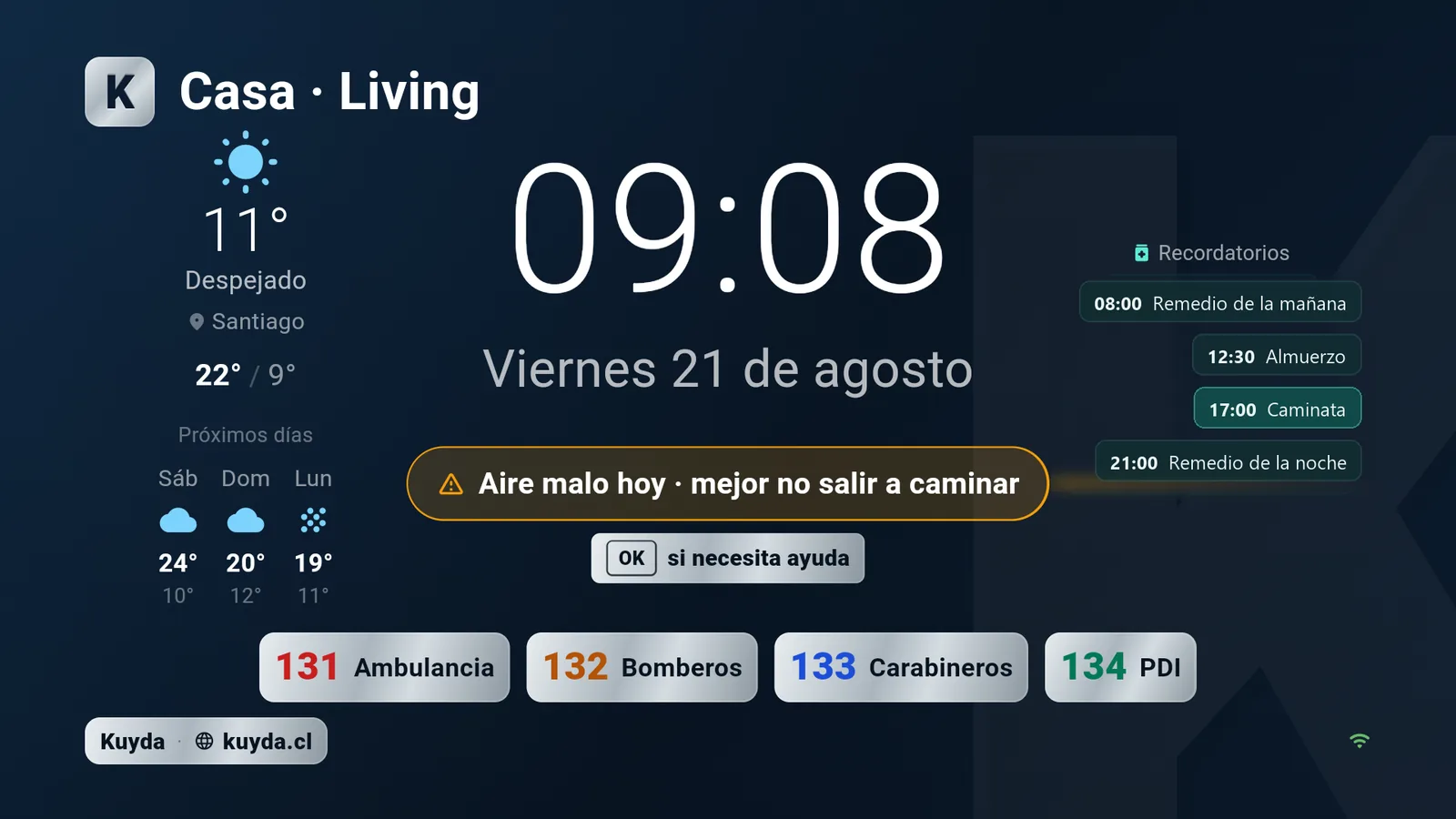 La pantalla de Kuyda en calma: la hora, el clima, los recordatorios del día y los números de emergencia